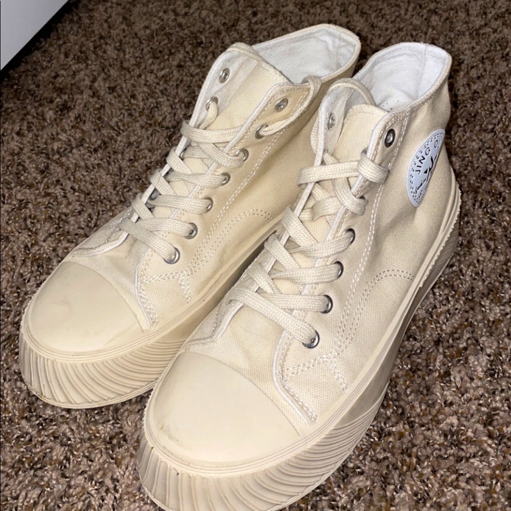 Beige JING OU SPORT shoes
